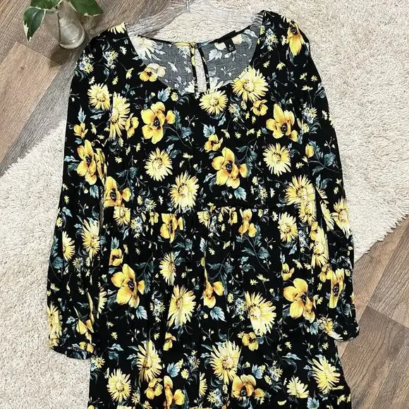 Torrid Size 0X Black Yellow Floral Drawstring Shirred Skater Challis Mini Dress - Picture 3 of 7